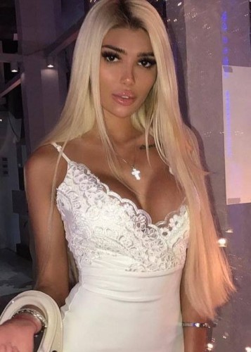 Лина, Г. Павловск